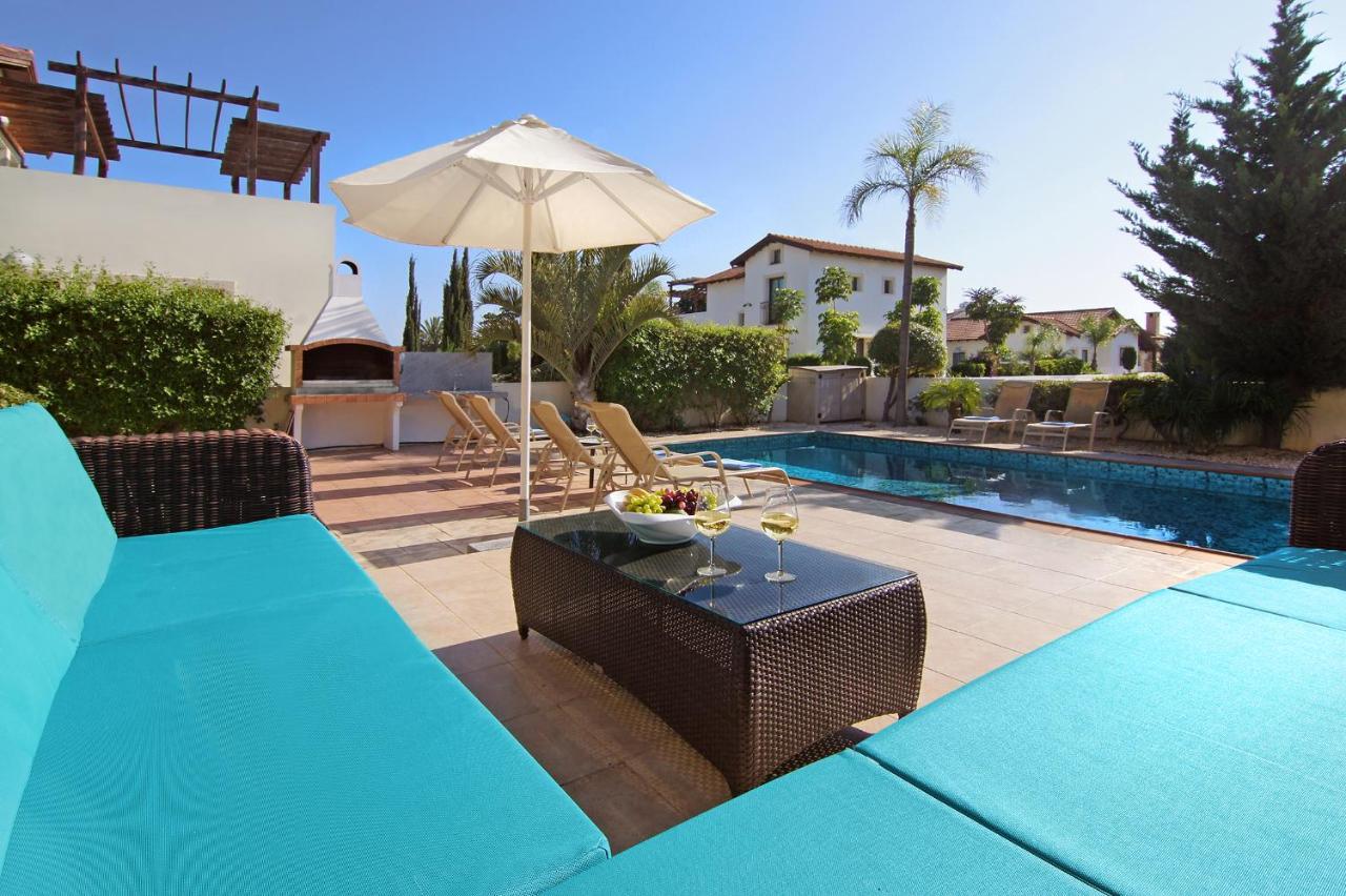 Villa Ingrid Ayia Napa Bagian luar foto