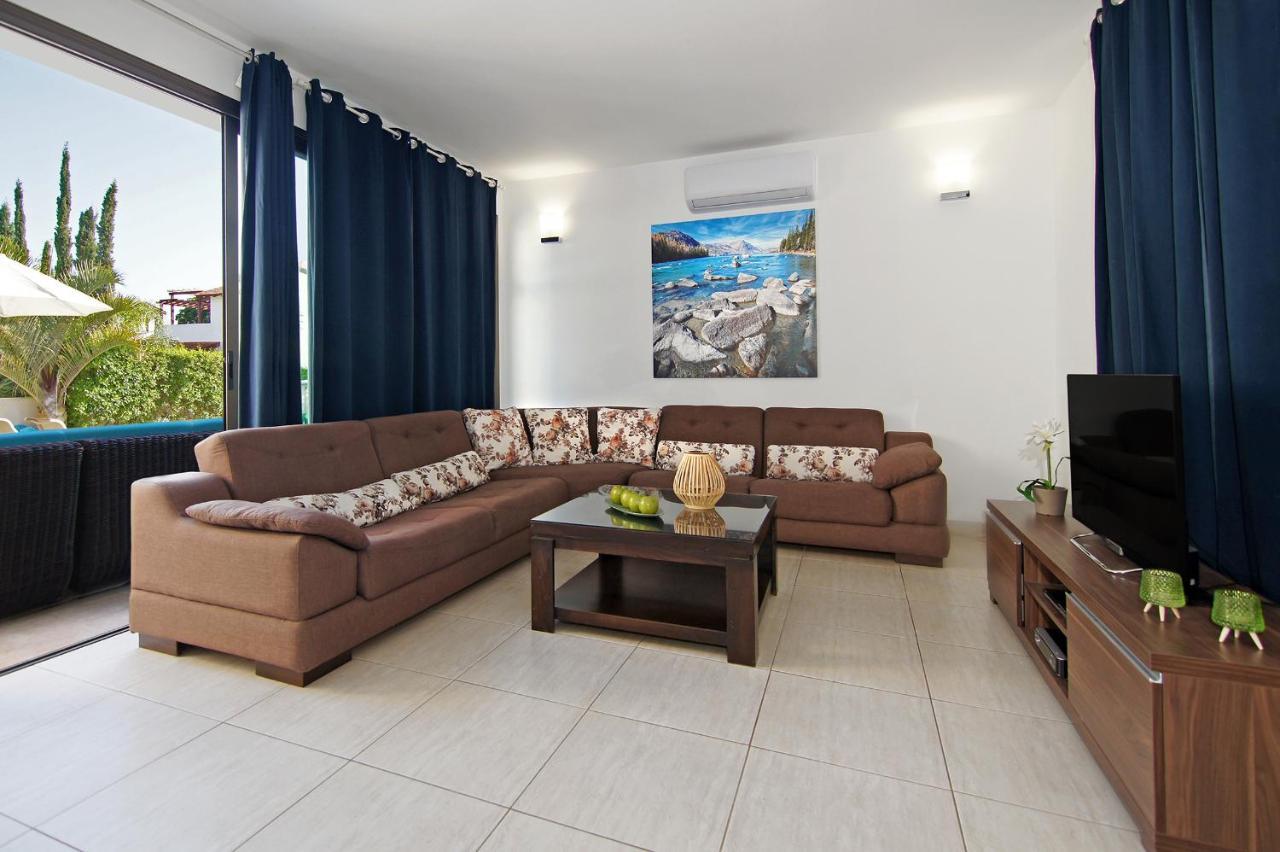 Villa Ingrid Ayia Napa Bagian luar foto