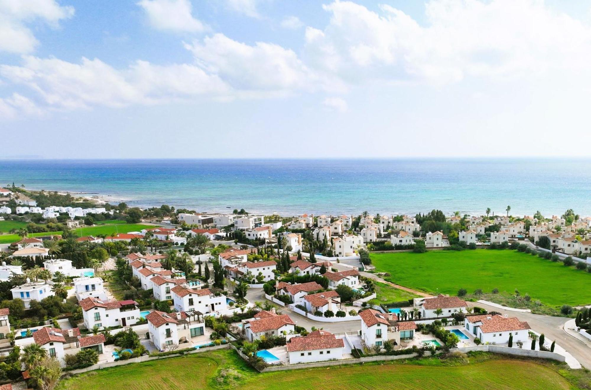 Villa Ingrid Ayia Napa Bagian luar foto